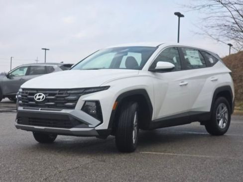 New 2026 Hyundai Tucson SE image 15