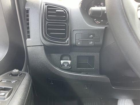 New 2025 RAM ProMaster 2500 w/ Convenience Group image 33