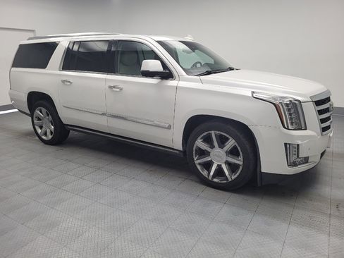 Used 2016 Cadillac Escalade ESV Premium AWD/4WD image 11