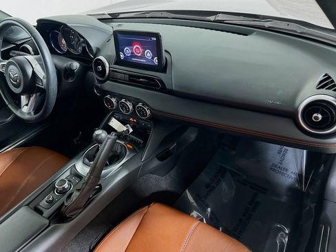 Used 2023 MAZDA MX-5 Miata Grand Touring RWD image 22