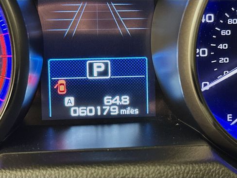 Used 2017 Subaru Outback 3.6R Touring AWD/4WD image 19