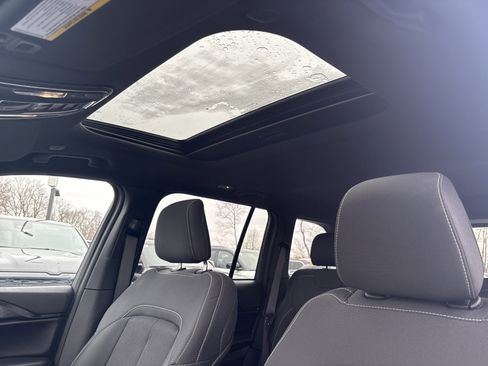 New 2025 Jeep Grand Cherokee Laredo X w/ Luxury Tech Group I image 17