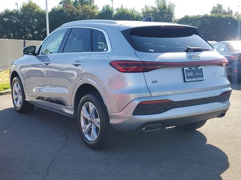 Used 2025 Audi Q5 Premium w/ Convenience Package AWD/4WD image 3