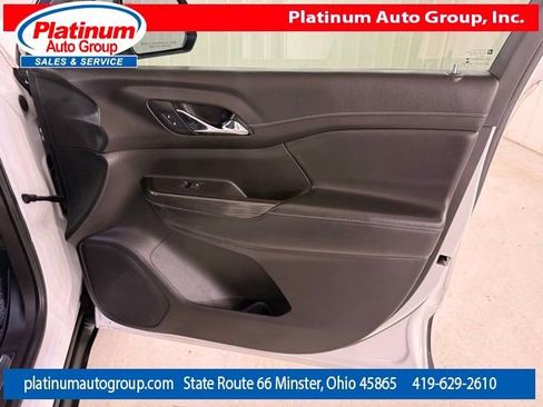Used 2020 GMC Acadia SLT FWD image 42