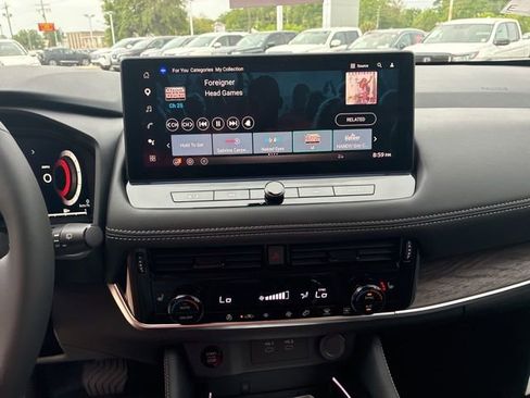 New 2026 Nissan Rogue Platinum AWD/4WD image 12