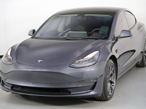 Used 2023 Tesla Model 3 Standard Range image 46