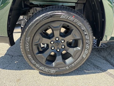 New 2026 RAM 1500 4x4 Crew Cab image 12