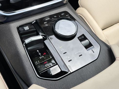 Used 2026 BMW X3 xDrive30 w/ Convenience Package image 29