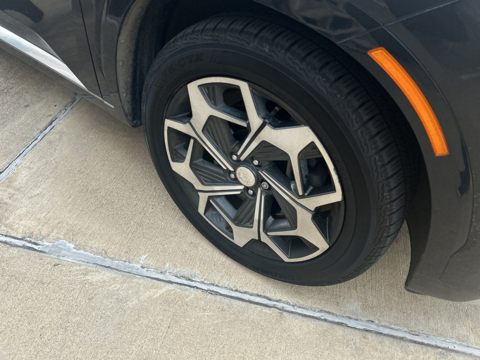 Used 2021 Hyundai Palisade Calligraphy FWD image 3