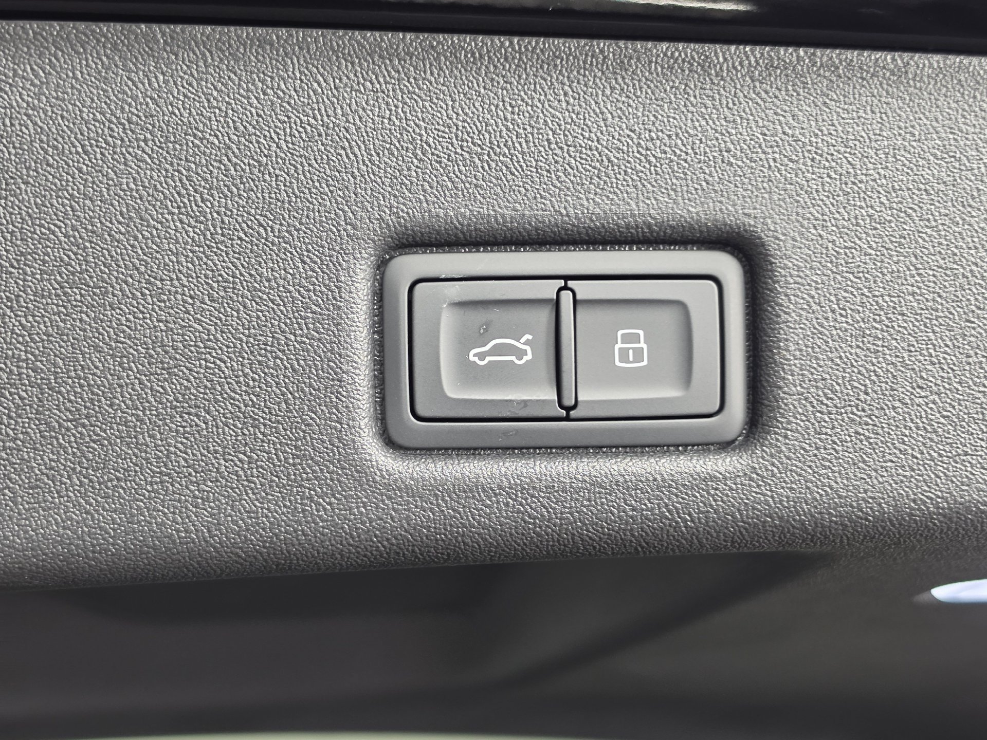 New 2026 Audi SQ5 Premium Plus AWD/4WD image 11