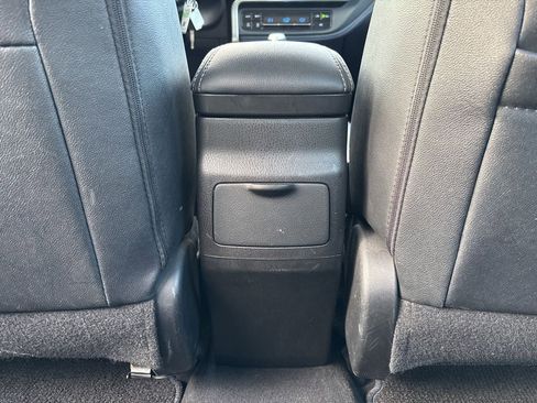 Used 2017 Toyota Corolla SE image 30