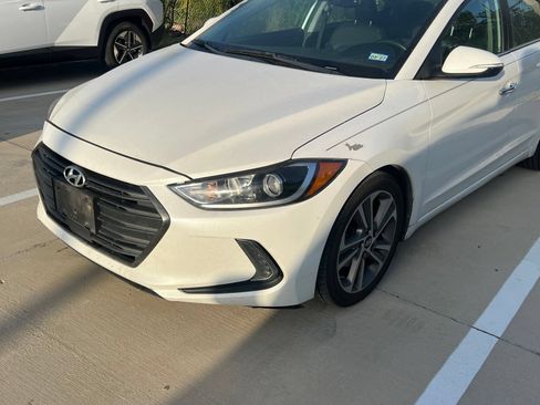 Used 2017 Hyundai Elantra Limited w/ Limited Ultimate Package 09 FWD image 5