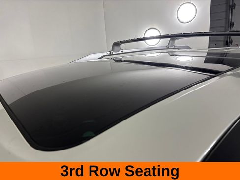 Used 2024 Nissan Pathfinder SL w/ SL Premium Package FWD image 10