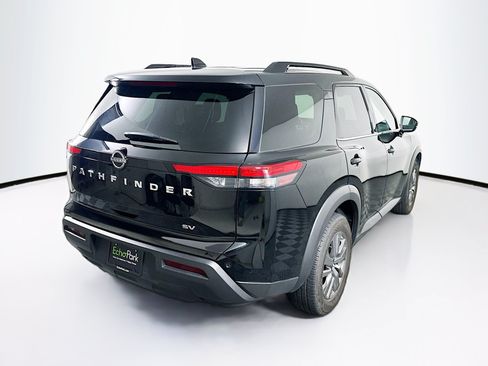 Used 2024 Nissan Pathfinder SV FWD image 9