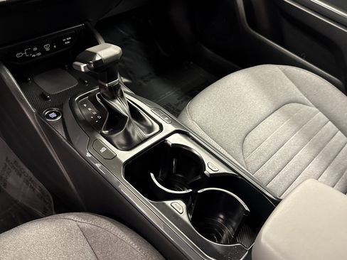 Used 2025 Kia K4 EX image 12