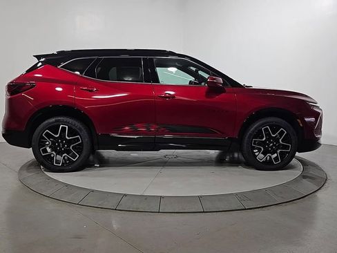 Used 2023 Chevrolet Blazer RS w/ Driver Confidence II Package FWD image 7