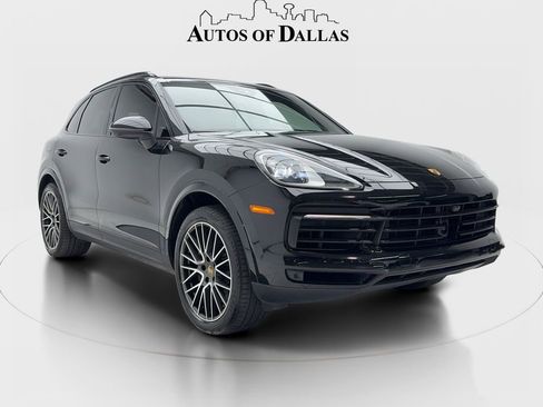 Used 2023 Porsche Cayenne image 2