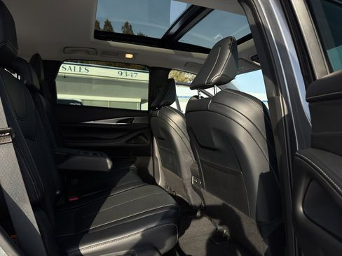 Used 2023 INFINITI QX60 Luxe image 38