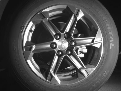 Used 2025 Chevrolet Blazer LT FWD image 14