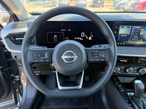 New 2026 Nissan Kicks S image 18