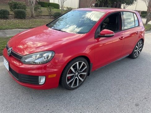Used 2013 Volkswagen GTI Autobahn image 2