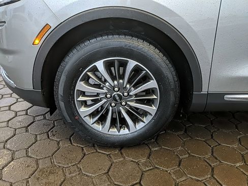 Certified 2023 Lincoln Nautilus FWD image 10