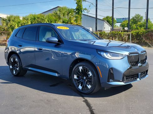 Used 2026 BMW X3 xDrive30 w/ M Sport Package AWD/4WD image 2