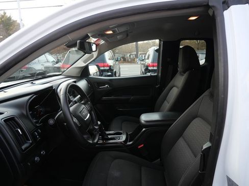 Used 2020 GMC Canyon SLE w/ Elevation Edition image 10