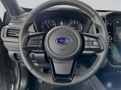 Used 2025 Subaru Forester Premium image 17