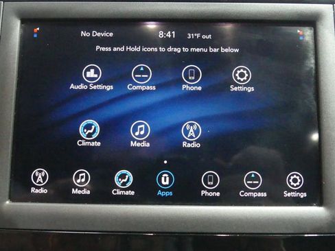 Used 2018 Chrysler Pacifica LX image 40