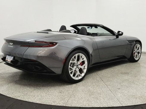 Used 2019 Aston Martin DB11 Volante RWD image 5