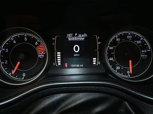 Used 2019 Jeep Cherokee Latitude Plus image 6