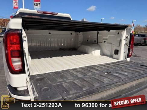 Used 2022 GMC Sierra 1500 Elevation image 25