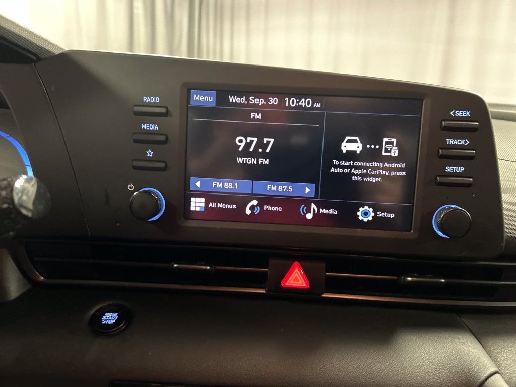 Used 2025 Hyundai Elantra Sport FWD image 15