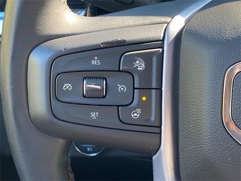 Used 2023 GMC Sierra 1500 Elevation image 17