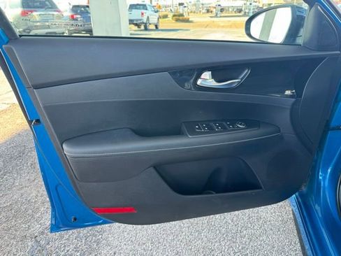 Used 2022 Kia Forte GT-Line w/ GT-Line Technology Package image 17