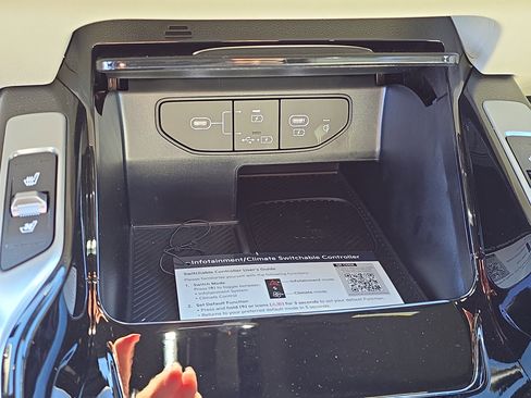 New 2026 Kia Sorento SX Prestige image 29