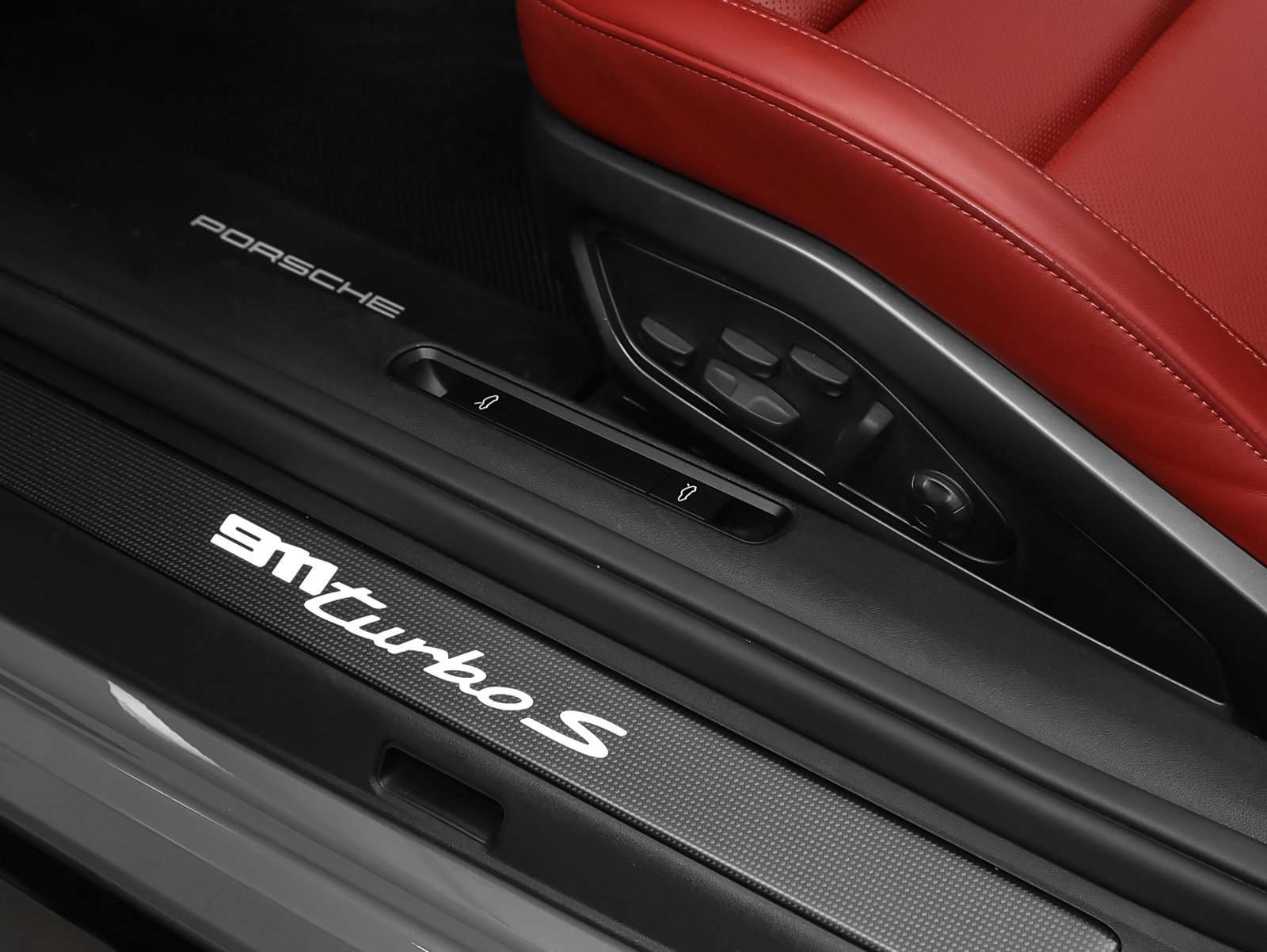 Certified 2024 Porsche 911 Turbo S AWD/4WD image 41