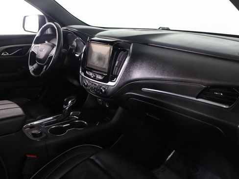 Used 2023 Chevrolet Traverse Premier w/ Redline Edition AWD/4WD image 31
