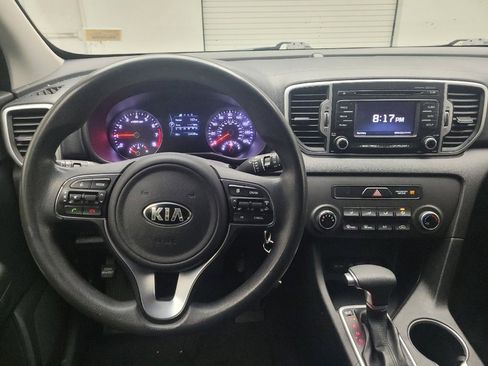Used 2017 Kia Sportage LX image 22