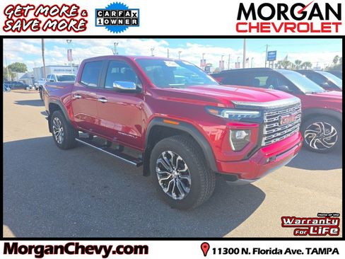 Used 2025 GMC Canyon Denali image 1