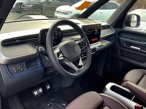 New 2025 Volkswagen ID. Buzz Pro S image 9