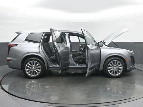 Certified 2025 Cadillac XT6 Premium Luxury w/ Technology Package AWD/4WD image 60