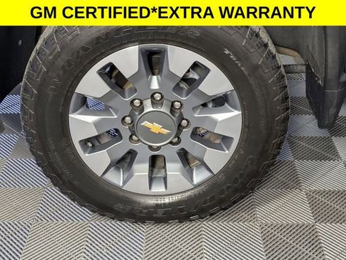 Used 2024 Chevrolet Silverado 2500 Custom w/ Custom Value Package image 8