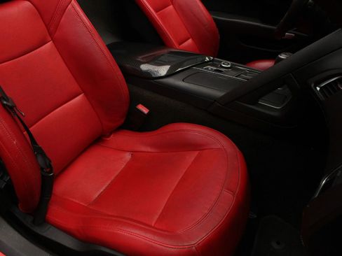 Used 2018 Chevrolet Corvette Stingray Coupe w/ Battery Protection Package image 23