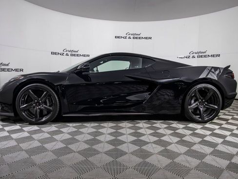 Used 2023 Chevrolet Corvette Z06 image 8