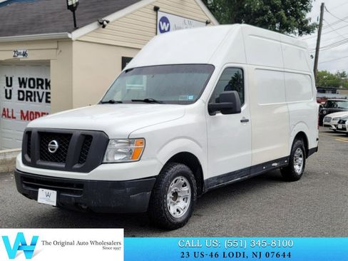 Used 2018 Nissan NV 2500 SV image 3