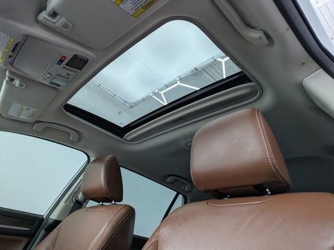 Used 2019 Subaru Outback 2.5i Touring image 14