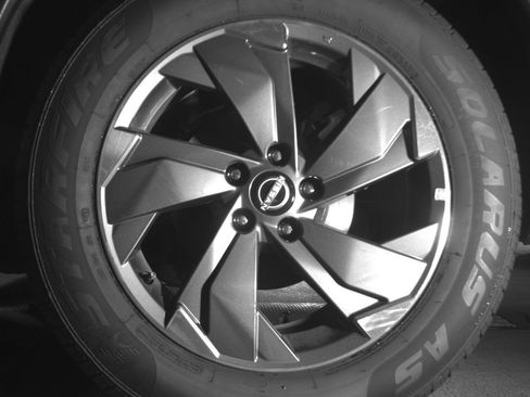 Used 2025 Nissan Rogue SV FWD image 14