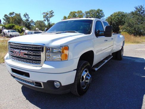 Used 2013 GMC Sierra 3500 Denali image 4